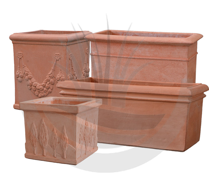 Vasi terracotta, cubi e cassette